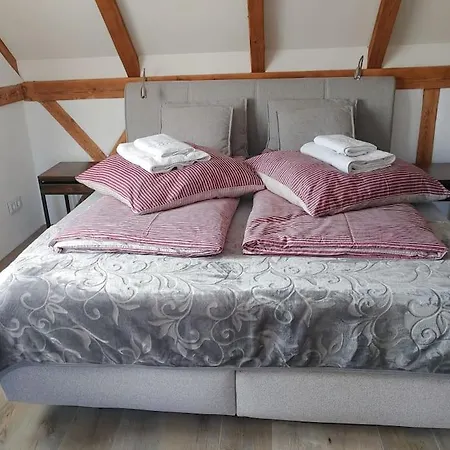 Exclusive Studiowohnung Mit Besonderem Flair Und Dachterrasse - Vesteblick * كوبورغ