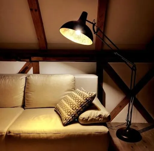 Exclusive Studiowohnung Mit Besonderem Flair Und Dachterrasse - Vesteblick 아파트 코부르크